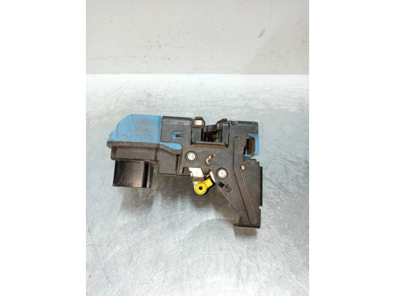 Recambio de motor cierre centralizado delantero derecho para volvo s60 berlina referencia OEM IAM 30634616  4P