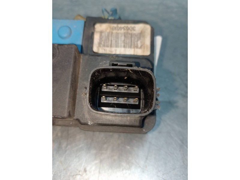 Recambio de motor cierre centralizado delantero derecho para volvo s60 berlina referencia OEM IAM 30634616  4P