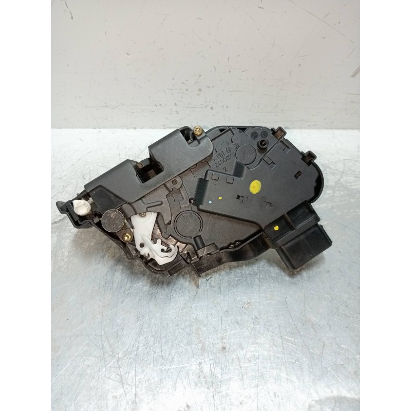 Recambio de motor cierre centralizado trasero derecho para volvo v50 familiar 2.0 diesel cat referencia OEM IAM 30699159  5P