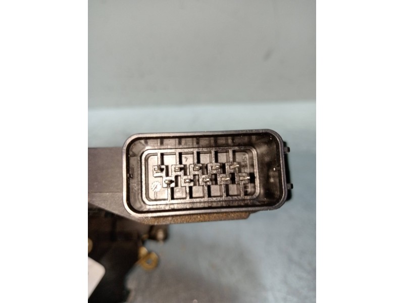 Recambio de motor cierre centralizado trasero derecho para volvo v50 familiar 2.0 diesel cat referencia OEM IAM 30699159  5P