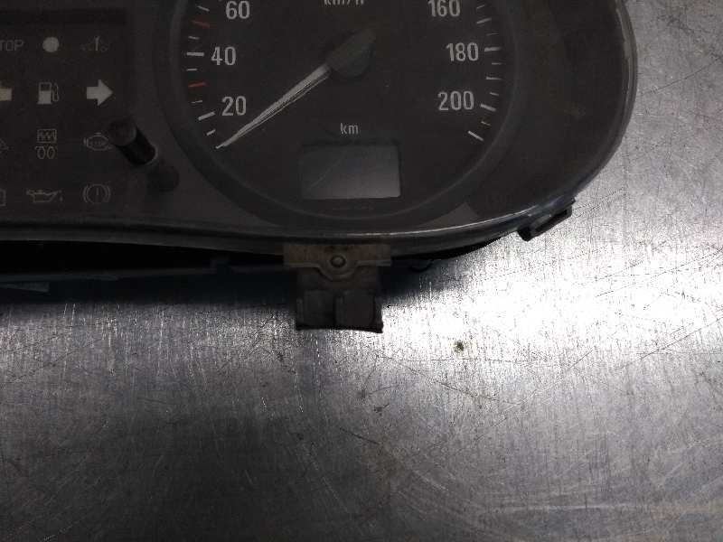 Recambio de cuadro instrumentos para renault trafic caja cerrada (ab 4.01) referencia OEM IAM P8200252450A 216715729 