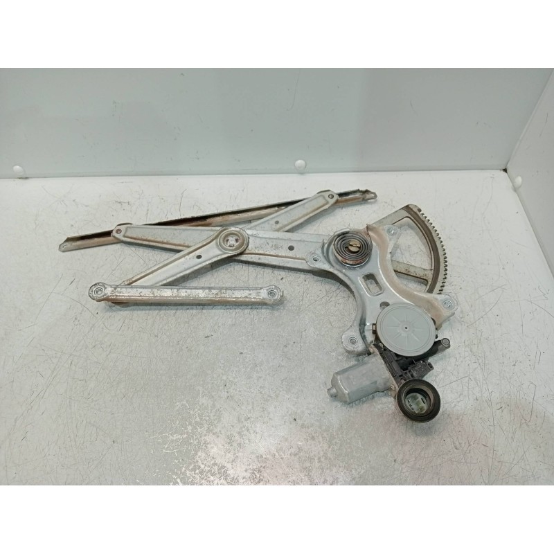 Recambio de elevalunas delantero derecho para toyota land cruiser (j12) 3.0 d-4d gx referencia OEM IAM 8571058010 0620401760 3P