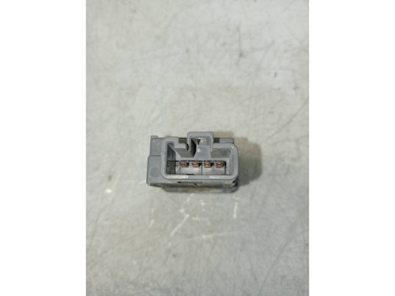 Recambio de mando multifuncion para toyota land cruiser (j12) 3.0 d-4d gx referencia OEM IAM 156935  