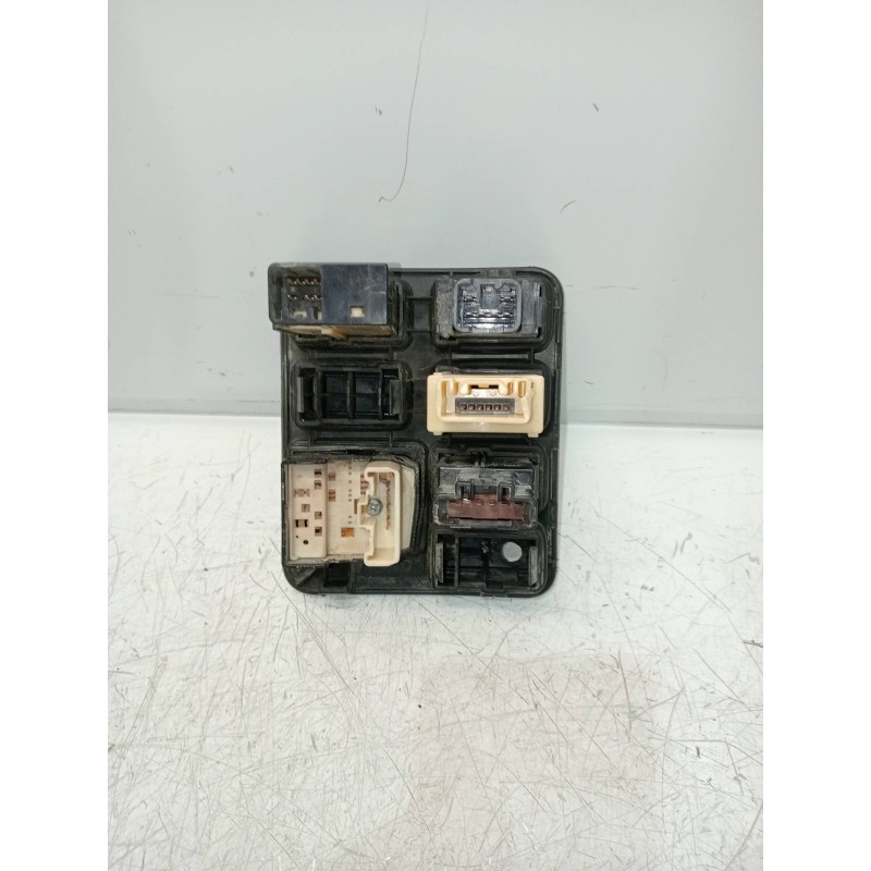 Recambio de mando multifuncion para toyota land cruiser (j12) 3.0 d-4d gx referencia OEM IAM 183574 15A333 