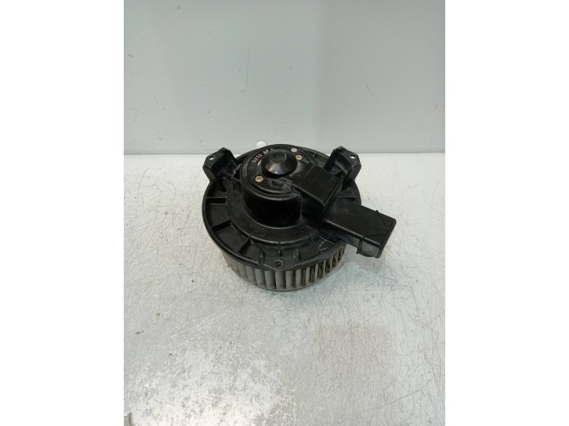 Recambio de motor calefaccion para toyota land cruiser (j12) 3.0 d-4d gx referencia OEM IAM 194000  