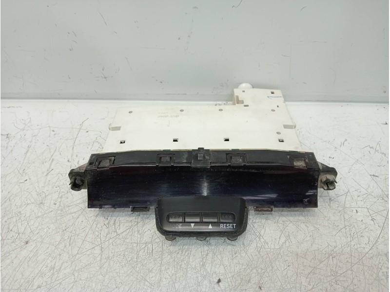 Recambio de pantalla multifuncion para toyota land cruiser (j12) 3.0 d-4d gx referencia OEM IAM 822906025 0261003741 