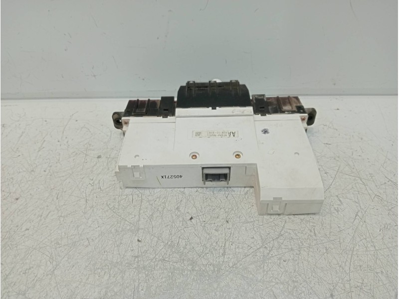 Recambio de pantalla multifuncion para toyota land cruiser (j12) 3.0 d-4d gx referencia OEM IAM 822906025 0261003741 