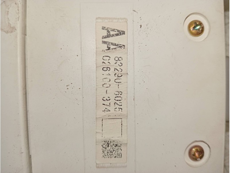 Recambio de pantalla multifuncion para toyota land cruiser (j12) 3.0 d-4d gx referencia OEM IAM 822906025 0261003741 