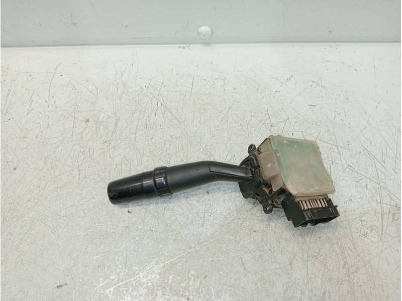 Recambio de mando limpia para toyota land cruiser (j12) 3.0 d-4d gx referencia OEM IAM 17A164LH1  