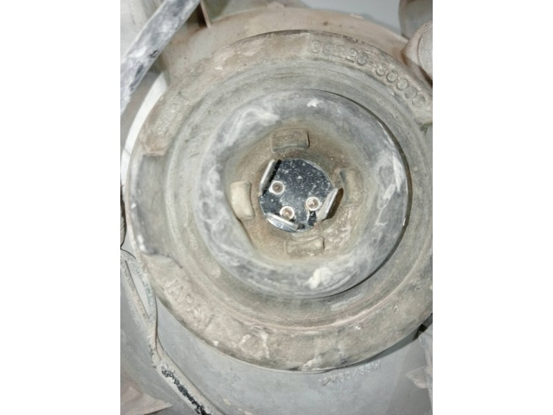 Recambio de faro izquierdo para toyota land cruiser (j12) 3.0 d-4d gx referencia OEM IAM   