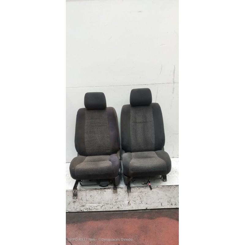 Recambio de juego asientos completo para toyota land cruiser (j12) 3.0 d-4d gx referencia OEM IAM   DELANTEROS