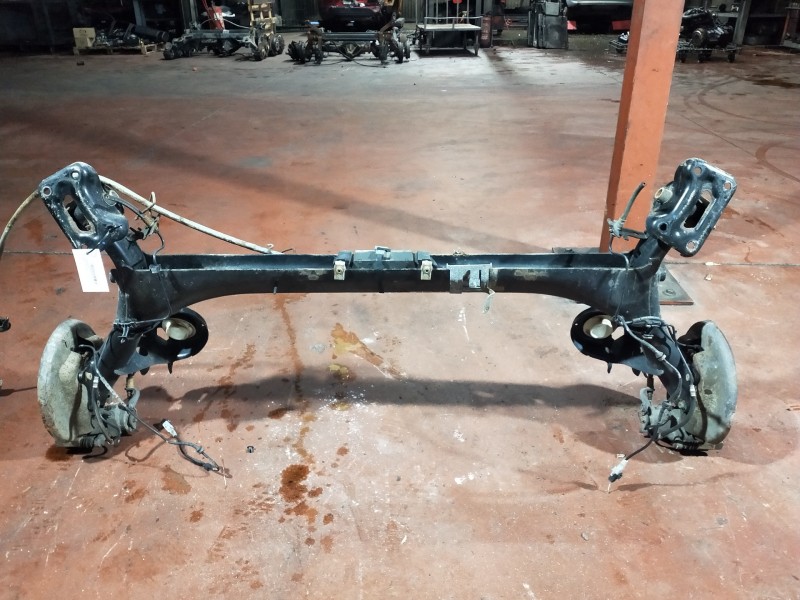 Recambio de puente trasero para peugeot 3008 sport pack referencia OEM IAM   DISCO/ABS