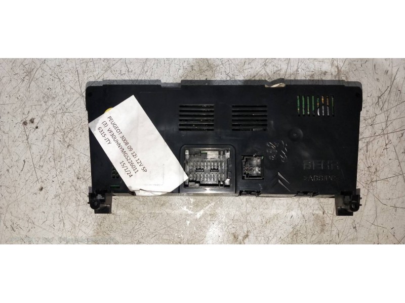 Recambio de mando calefaccion / aire acondicionado para peugeot 3008 sport pack referencia OEM IAM 96738320XT  