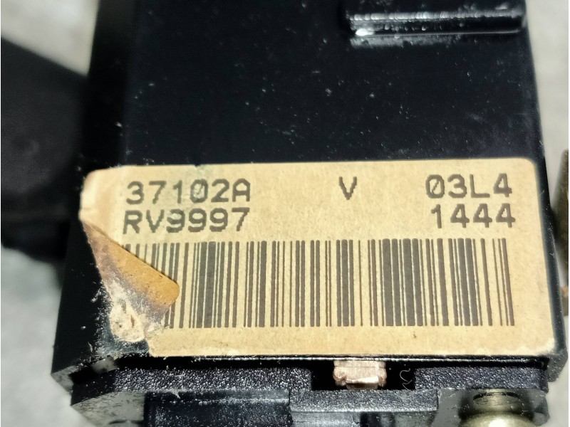 Recambio de mando luces para land rover freelander familiarsport referencia OEM IAM 37102AV03L4 RV99971444 
