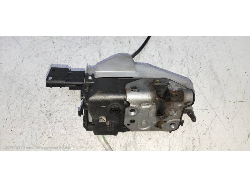 Recambio de motor cierre centralizado trasero derecho para peugeot 3008 sport pack referencia OEM IAM   5P