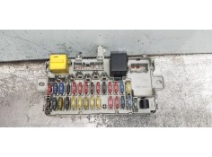 Recambio de caja reles / fusibles para mg rover serie 45 (rt) classic (5-ptas.) referencia OEM IAM YWC104500 53070107A 