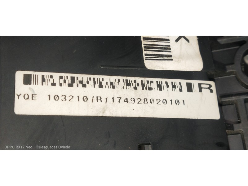 Recambio de caja reles / fusibles para mg rover serie 45 (rt) classic (5-ptas.) referencia OEM IAM YQE103210R 174928020101 