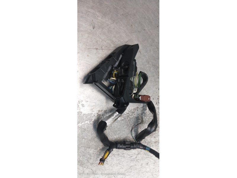 Recambio de mando elevalunas delantero izquierdo para mg rover serie 45 (rt) classic (5-ptas.) referencia OEM IAM   