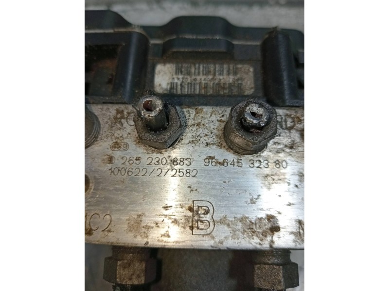 Recambio de abs para peugeot 3008 sport pack referencia OEM IAM 0265230883 9664532380 