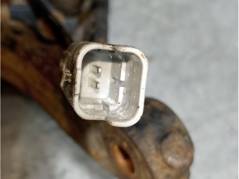 Recambio de mangueta delantera izquierda para peugeot 3008 sport pack referencia OEM IAM   