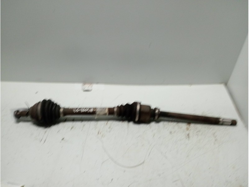 Recambio de transmision delantera derecha para peugeot 3008 sport pack referencia OEM IAM   