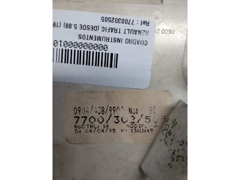 Recambio de cuadro instrumentos para renault trafic (desde 5.89) referencia OEM IAM 7700302505 09044389900 