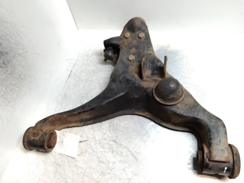 Recambio de brazo suspension inferior delantero derecho para mitsubishi montero (v60/v70) 3.2 di-d cat referencia OEM IAM   