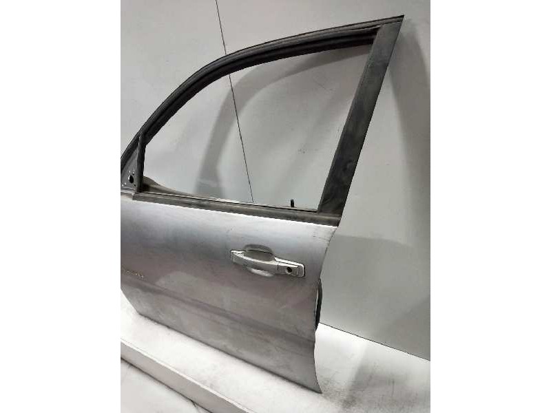 Recambio de puerta delantera izquierda para ssangyong rexton referencia OEM IAM    Recambio de puerta delantera izquierda para ssangyong rexton referencia OEM IAM