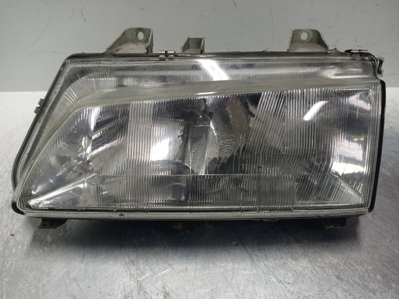 Recambio de faro izquierdo para peugeot 806 2.1 turbodiesel cat referencia OEM IAM 88201589 085584 