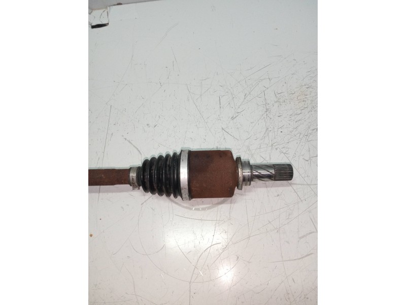 Recambio de transmision delantera izquierda para renault scenic iii expression referencia OEM IAM 391016204R  