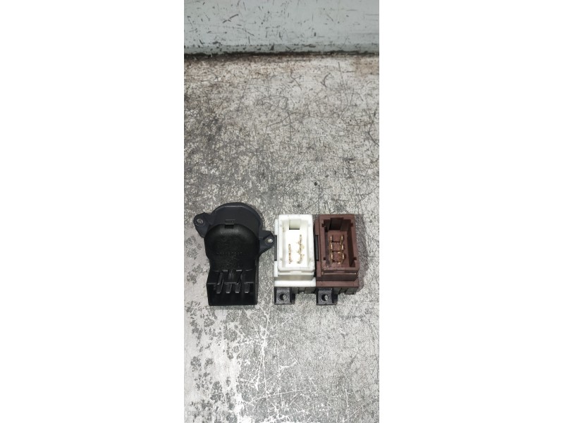 Recambio de mando elevalunas delantero izquierdo para renault espace /grand espace (je0) 2.2 dtespace 2001 (je0e/h) referencia O