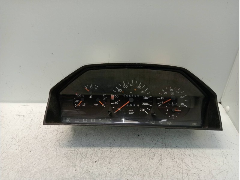 Recambio de cuadro instrumentos para mercedes clase e (w124) berlina d 300 (124.130) referencia OEM IAM 1245437421 5220025700 