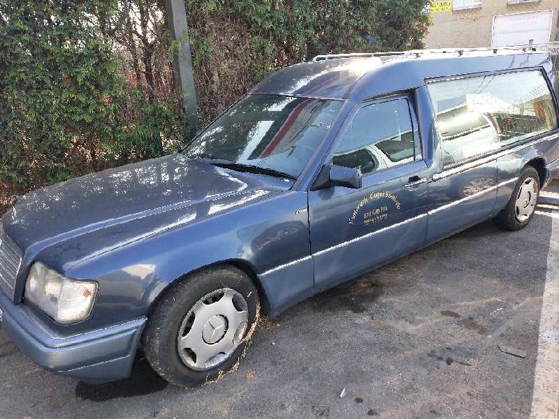 mercedes clase e (w124) berlina del año 2017