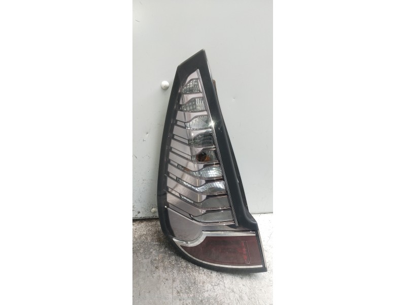 Recambio de piloto trasero izquierdo para renault scenic iii expression referencia OEM IAM 265558940R 265550013R 