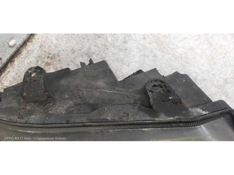 Recambio de faro derecho para land rover freelander familiarsport referencia OEM IAM   