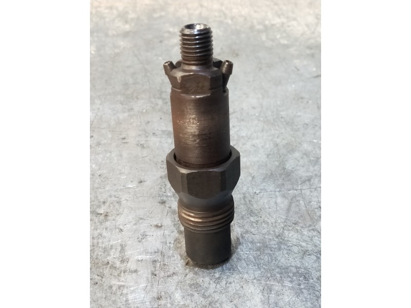 Recambio de inyector para ford orion referencia OEM IAM LCR67054020  LUCAS