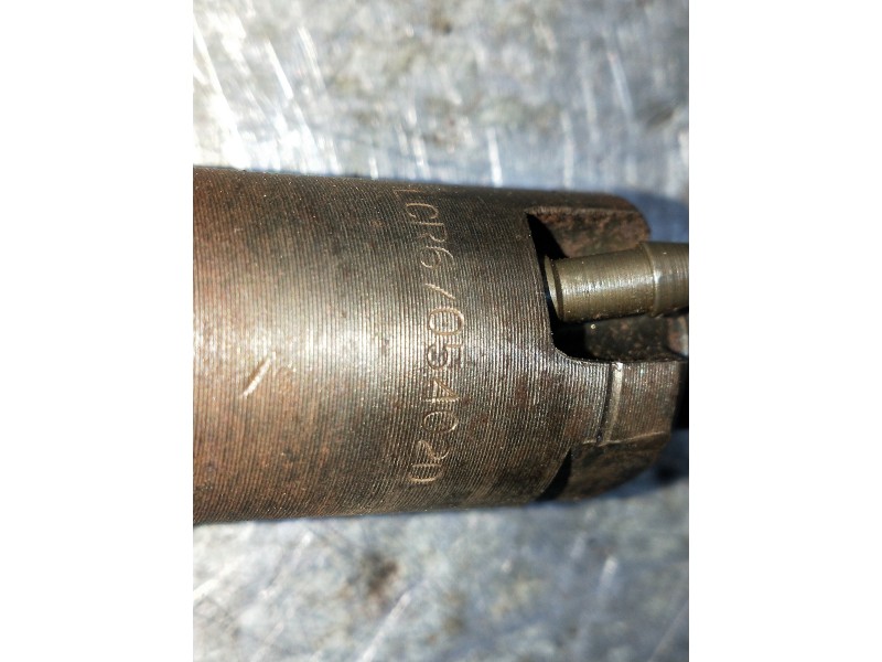 Recambio de inyector para ford orion referencia OEM IAM LCR67054020  LUCAS