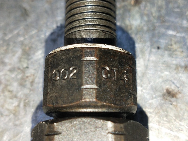 Recambio de inyector para hyundai h 1 2.5 turbodiesel referencia OEM IAM 002CT4  LUCAS