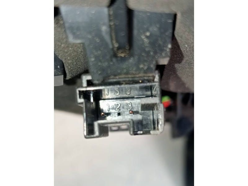 Recambio de piloto trasero derecho interior para peugeot 3008 access referencia OEM IAM 9805511280 81300201 