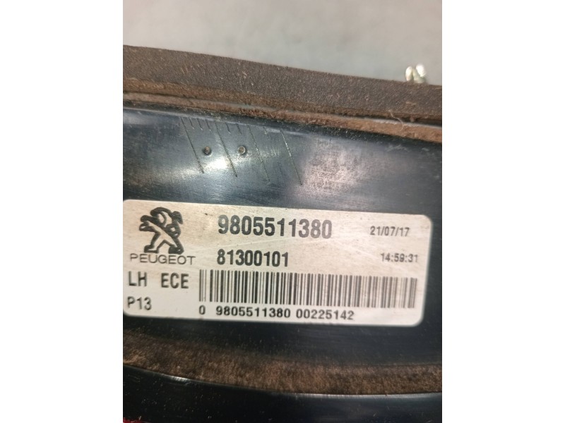 Recambio de piloto trasero izquierdo interior para peugeot 3008 access referencia OEM IAM 9805511380 81300101 