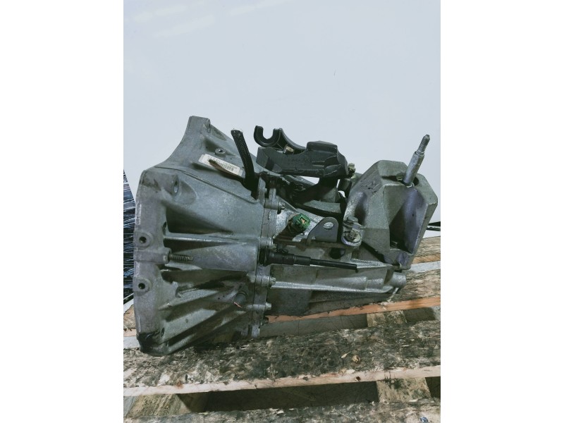 Recambio de caja cambios para renault laguna iii 2.0 i referencia OEM IAM TL4A017 S016021 6V
