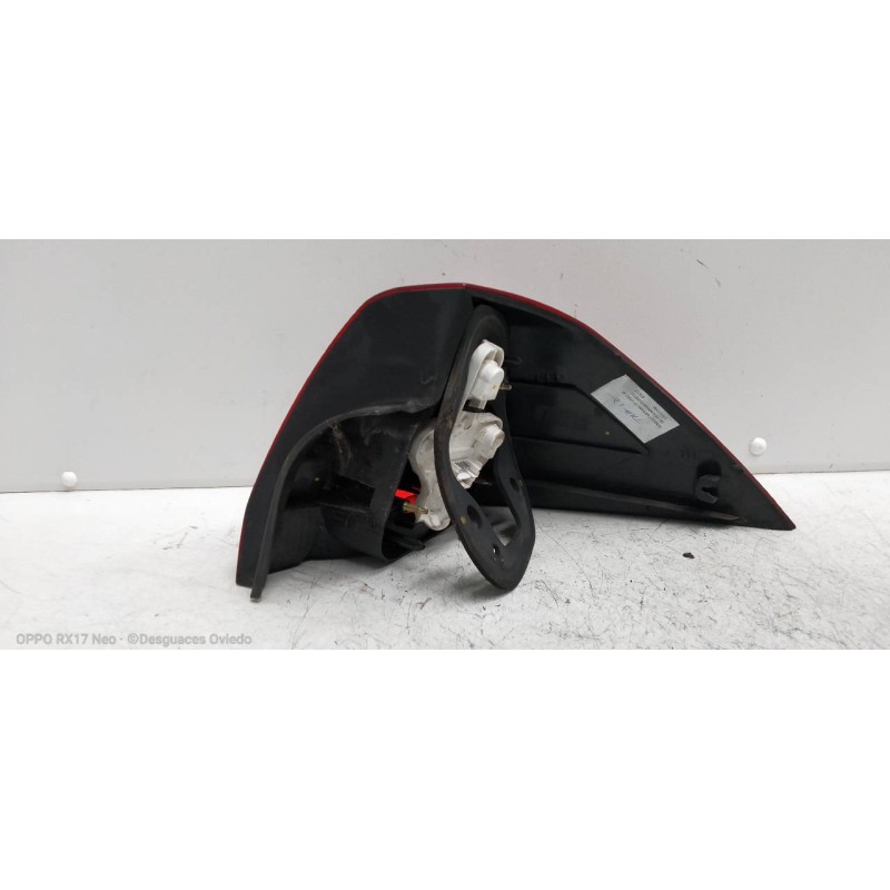 Recambio de piloto trasero izquierdo para renault megane ii classic berlina confort authentique referencia OEM IAM   