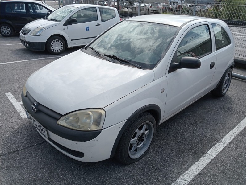 opel corsa c del año 2002