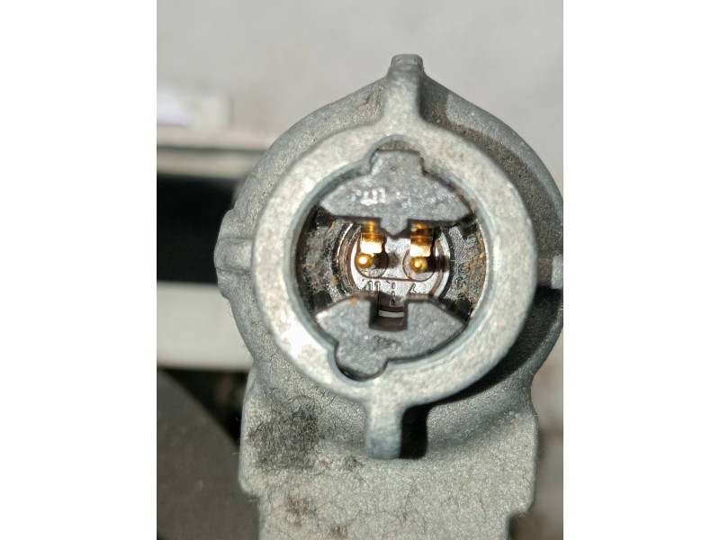 Recambio de juego cinturones delantero para mercedes clase c (w204) lim. 2.1 cdi cat referencia OEM IAM A2048600988  