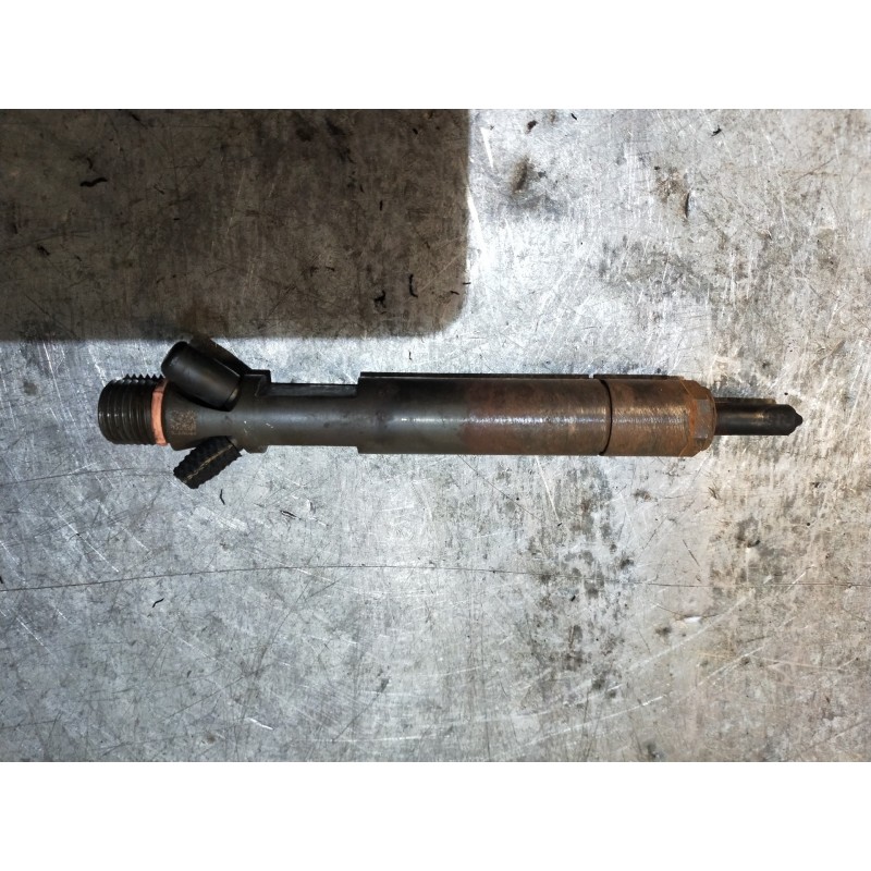 Recambio de inyector para ford focus berlina (cak) 1.8 tddi turbodiesel cat referencia OEM IAM JBB01702D  LUCAS