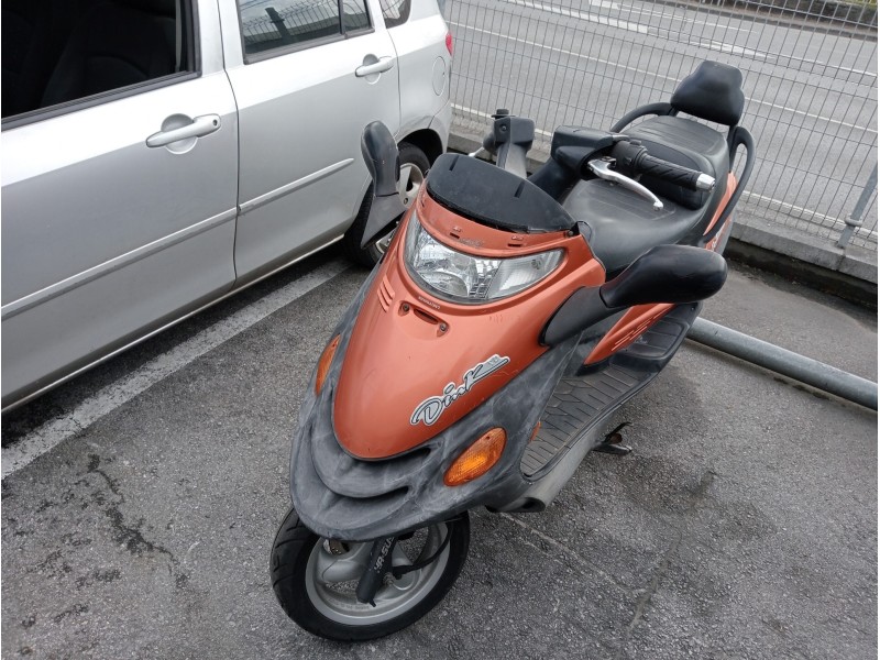 kymco dink del año 2001