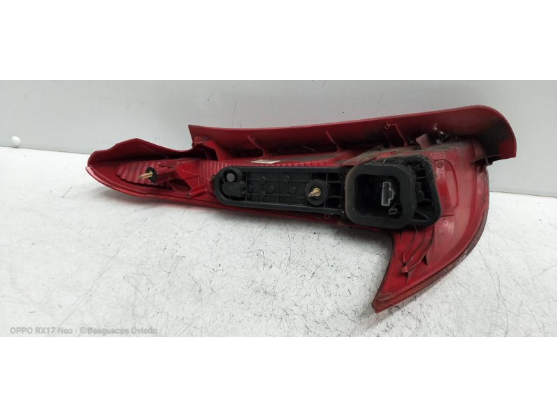 Recambio de piloto trasero derecho para peugeot 206 sw x-line referencia OEM IAM   