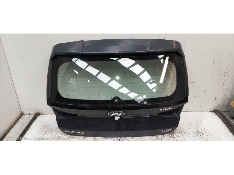 Recambio de porton trasero para hyundai i20 klass referencia OEM IAM   