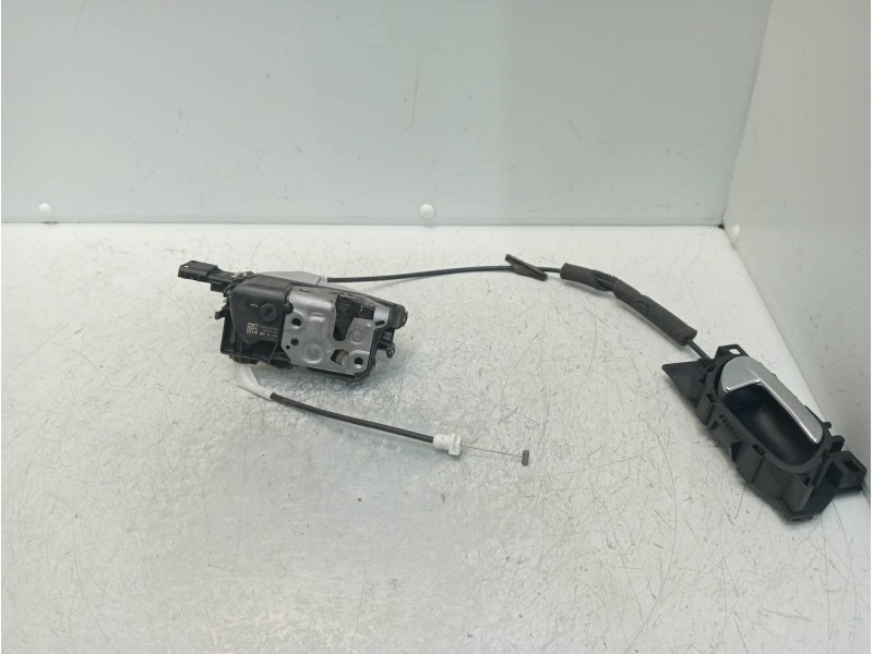 Recambio de motor cierre centralizado trasero derecho para peugeot 3008 access referencia OEM IAM 006238 5386N082I5 5P