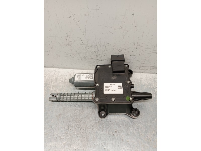 Recambio de freno de mano electrico para peugeot 3008 sport pack referencia OEM IAM 0204704047 9672766480 A2C53280010